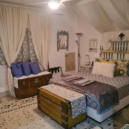 Casa Esti Apartment *